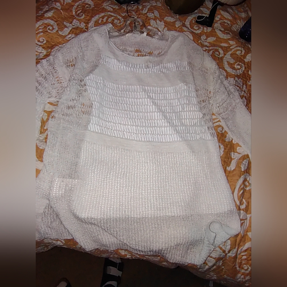 Medium miracle body knitted top